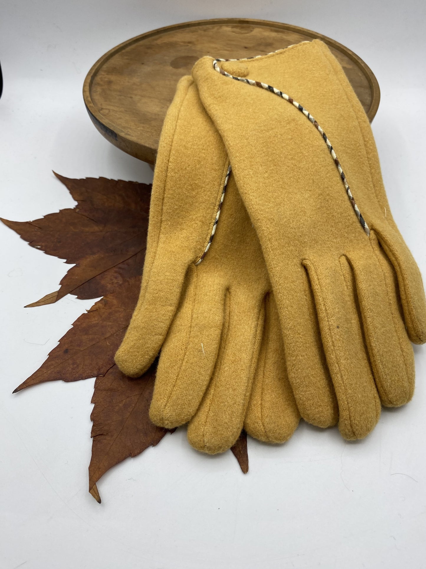 Rita Button Gloves - 8 colours