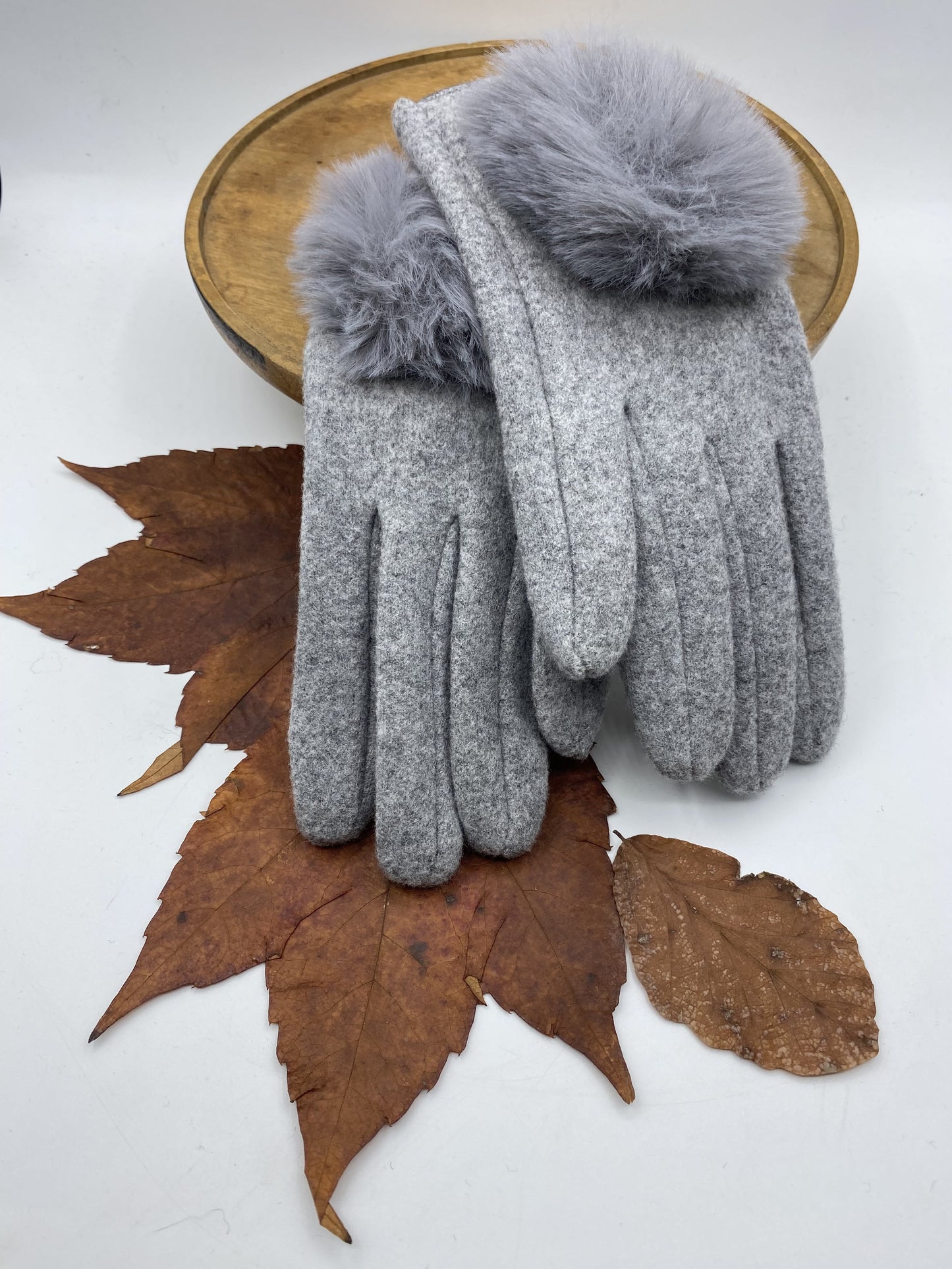 Miriam Shorter Gloves - 3 colours