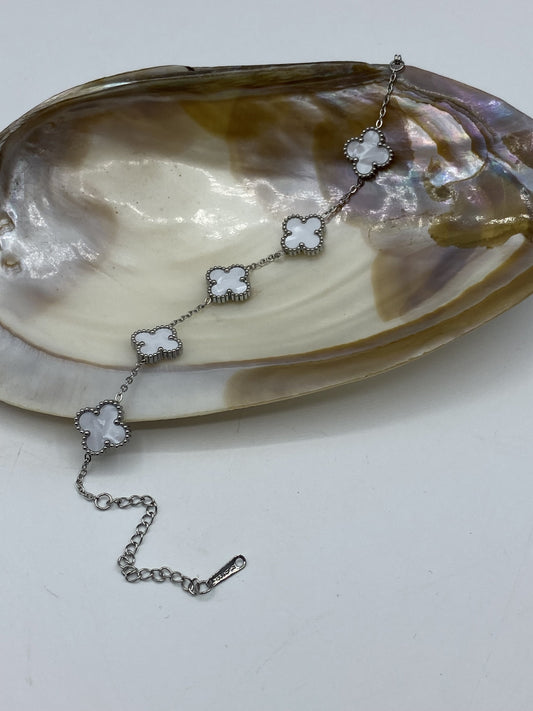 Clover Bracelet large - 2 colours