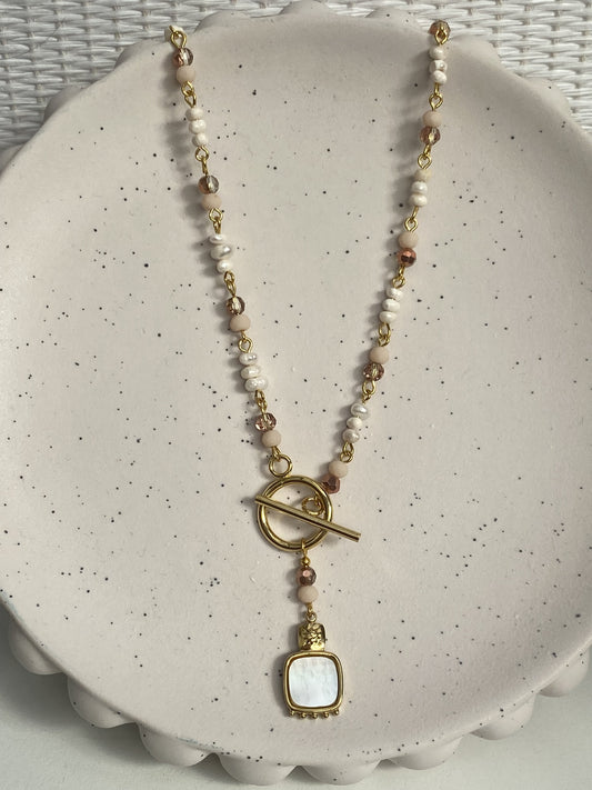 Pearl/Pink Pearl Necklace