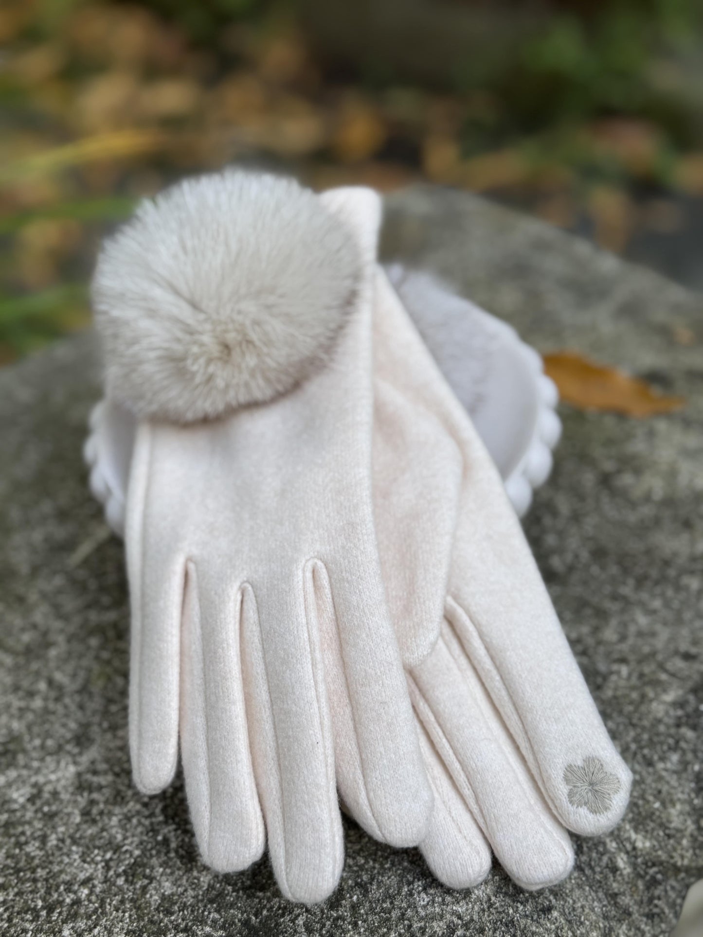 Seren Gloves - 6 colours