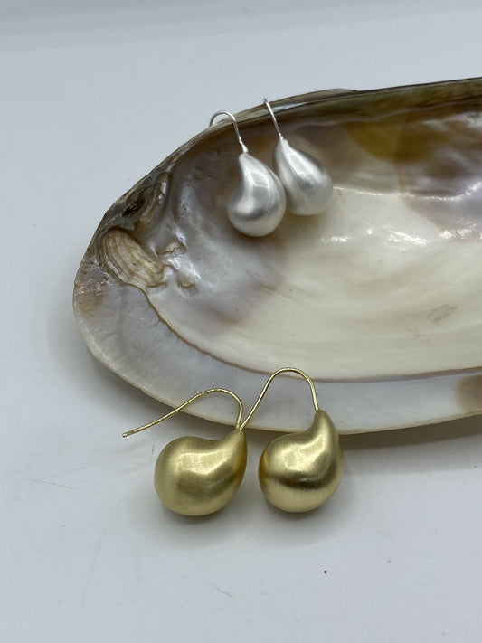 Kidney Hook Earrings - 2 colours