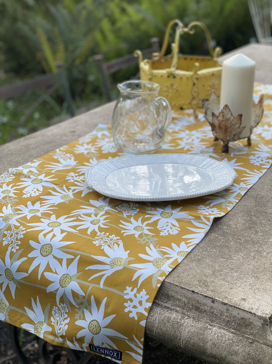 Flannel Flower - Table Runner/Napkins