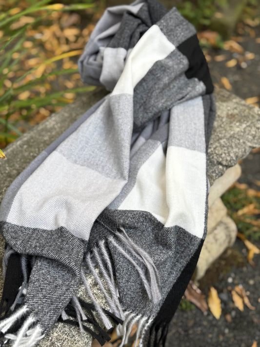 Rowyn Check Scarf